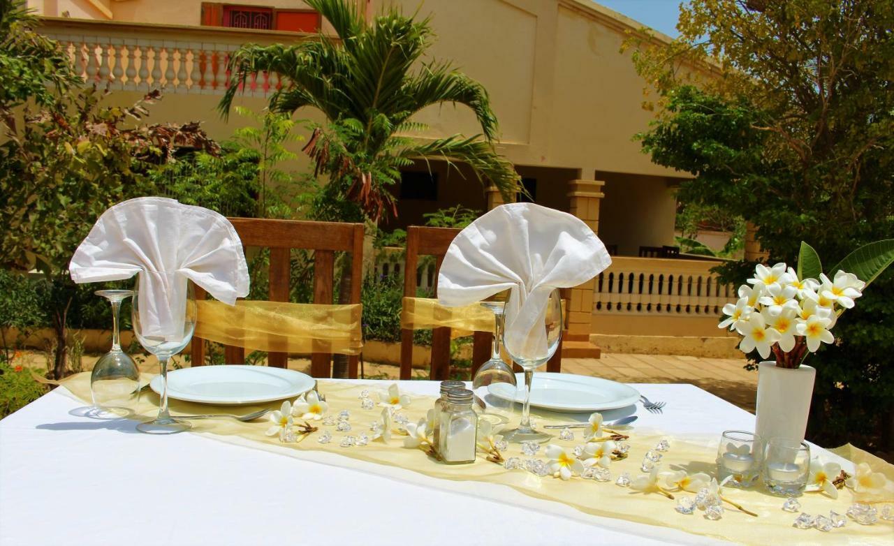 Hotel Keur Yakaar Somone Exterior foto